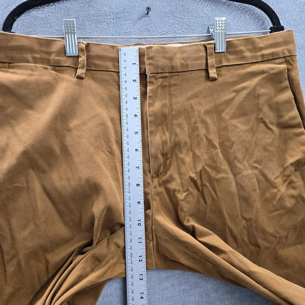 Banana Republic ***missing button